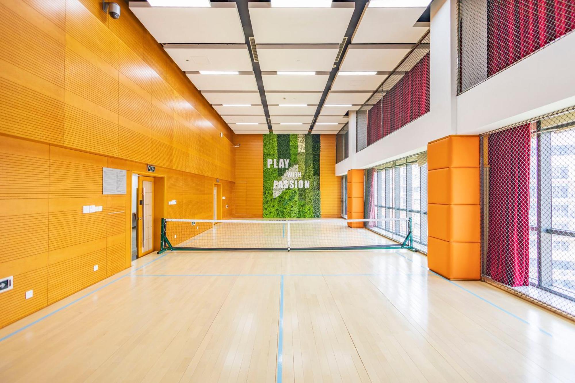 Aparthotel Court Center,