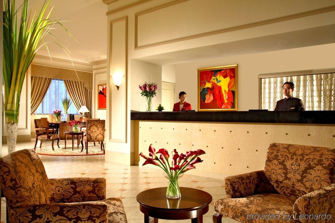 Aparthotel Court Center, 4*